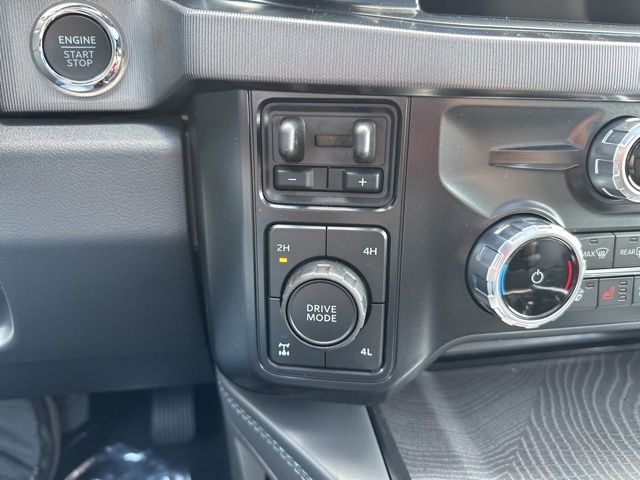 2025 Ford F-250 Platinum photo 31