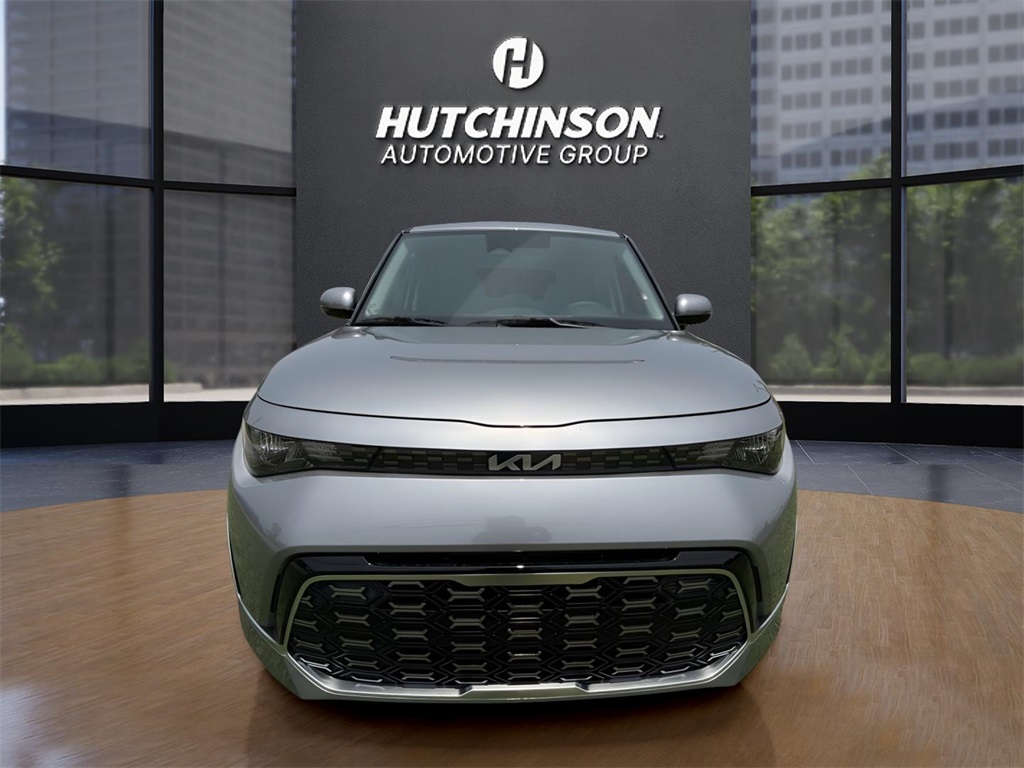 2025 Kia Soul GT-Line photo 2