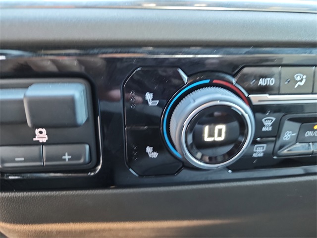 2024 Chevrolet Silverado 1500 LT photo 18