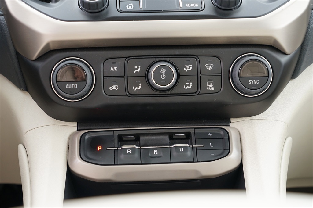 2023 Gmc Acadia Denali photo 27