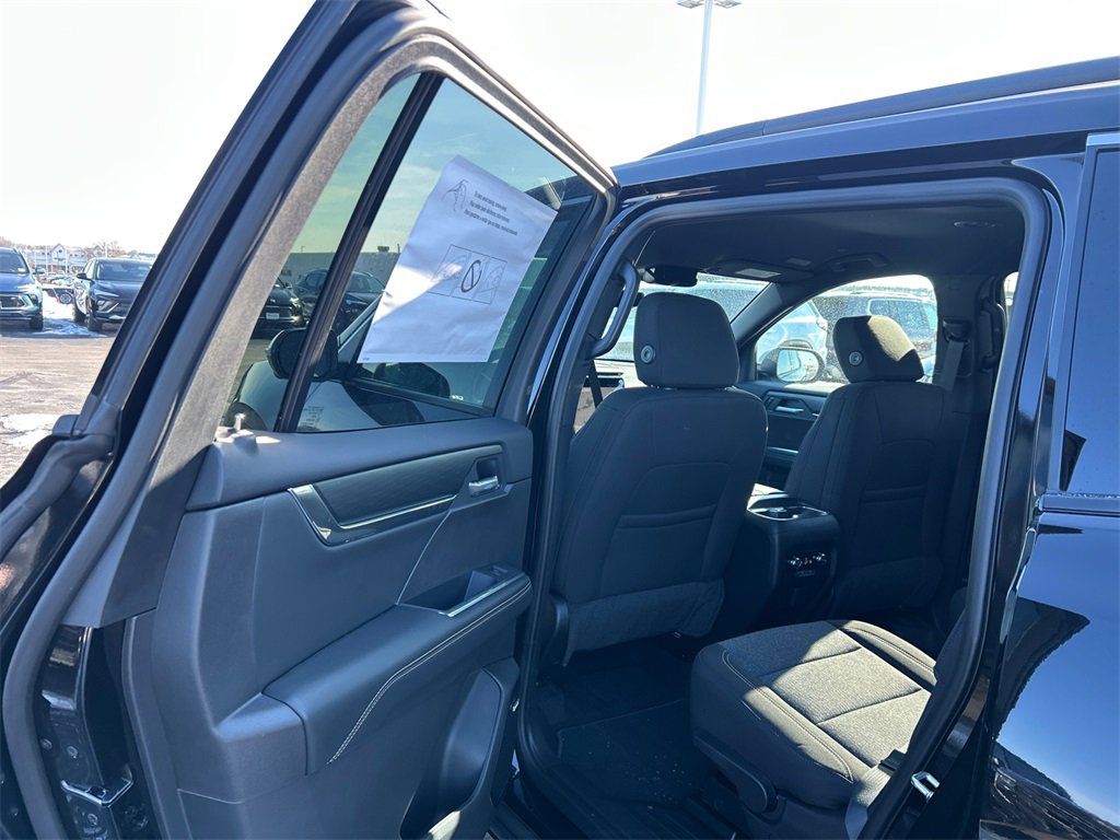 2026 GMC ACADIA - Image 31