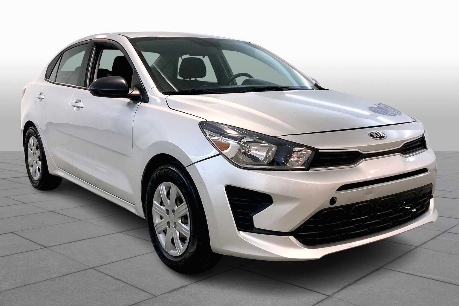 Used 2021 Kia Rio S with VIN 3KPA24AD8ME374425 for sale in Kansas City