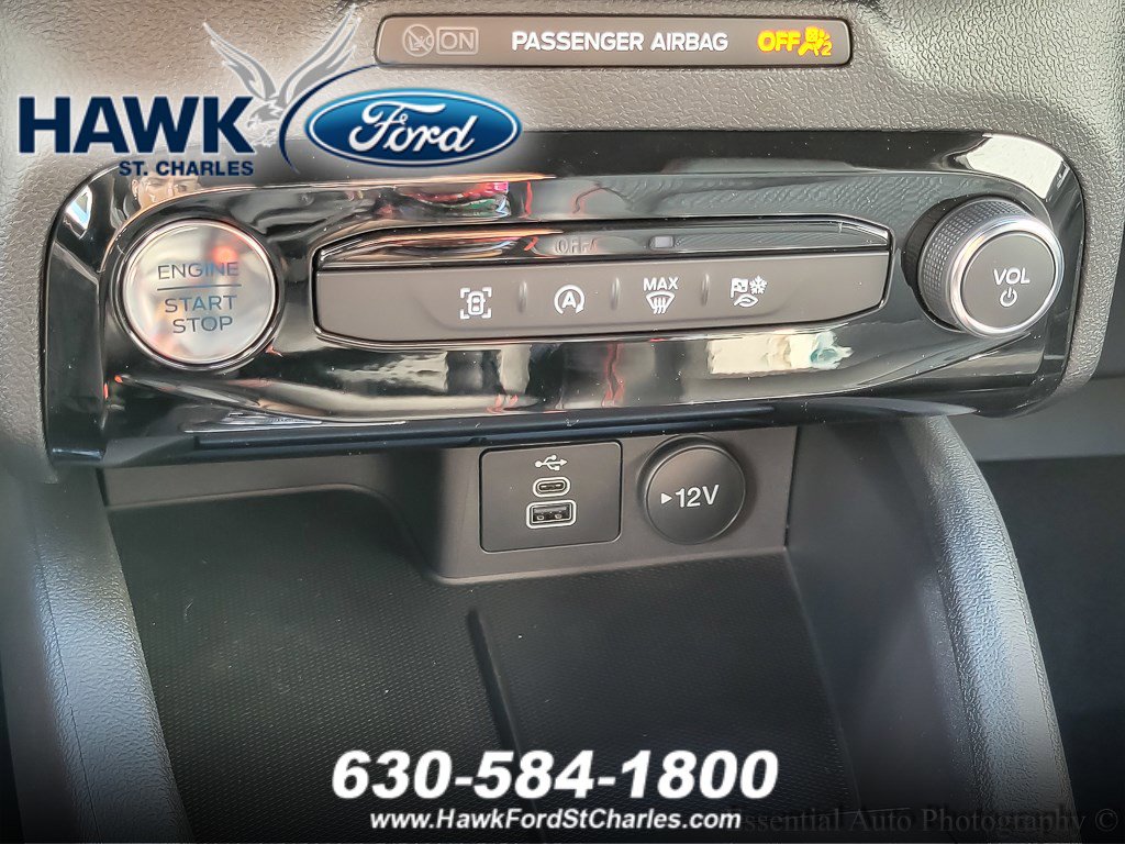 2025 Ford Escape ST-Line photo 13