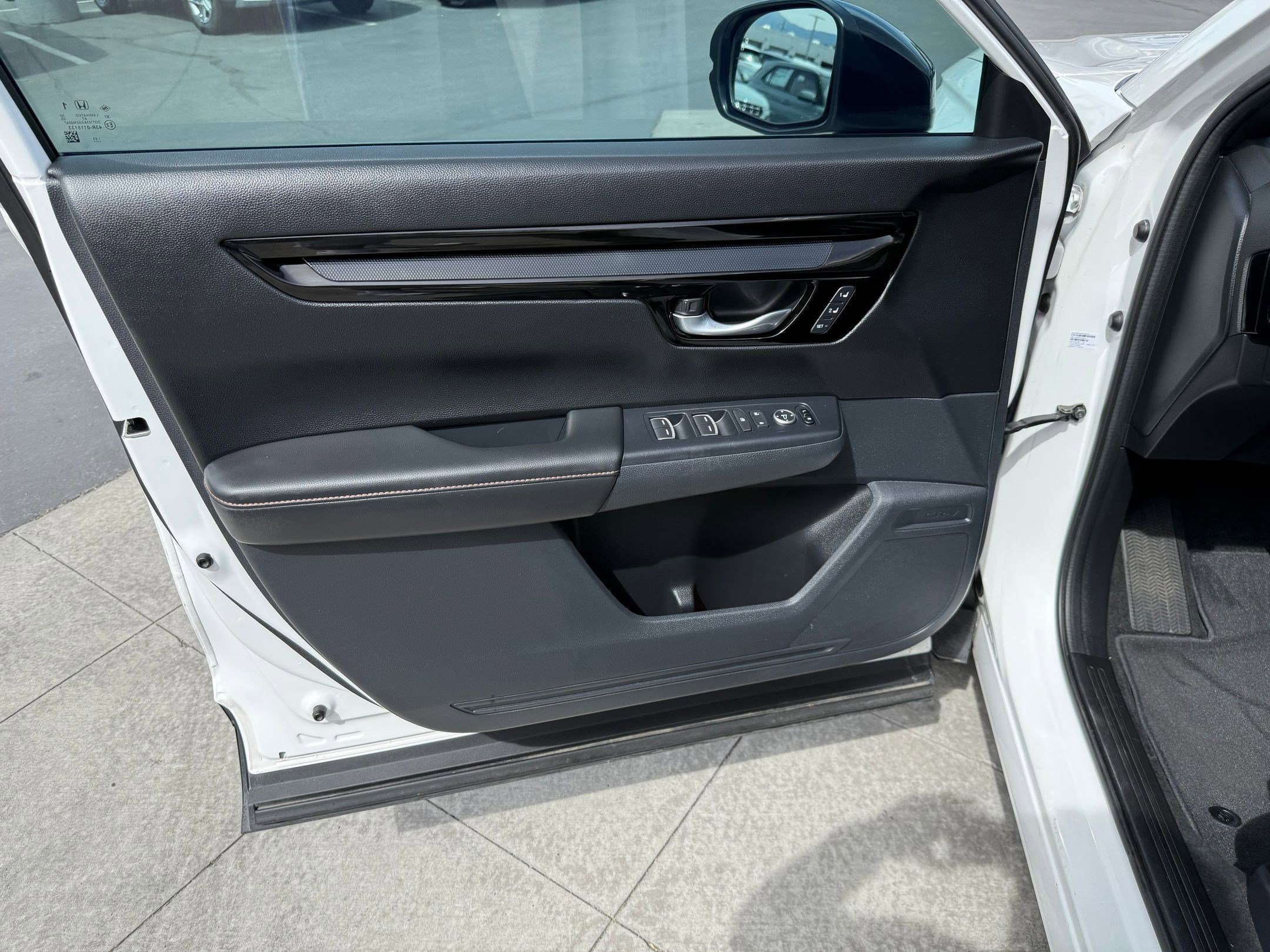 2023 Honda CR-V Hybrid Sport Touring photo 11