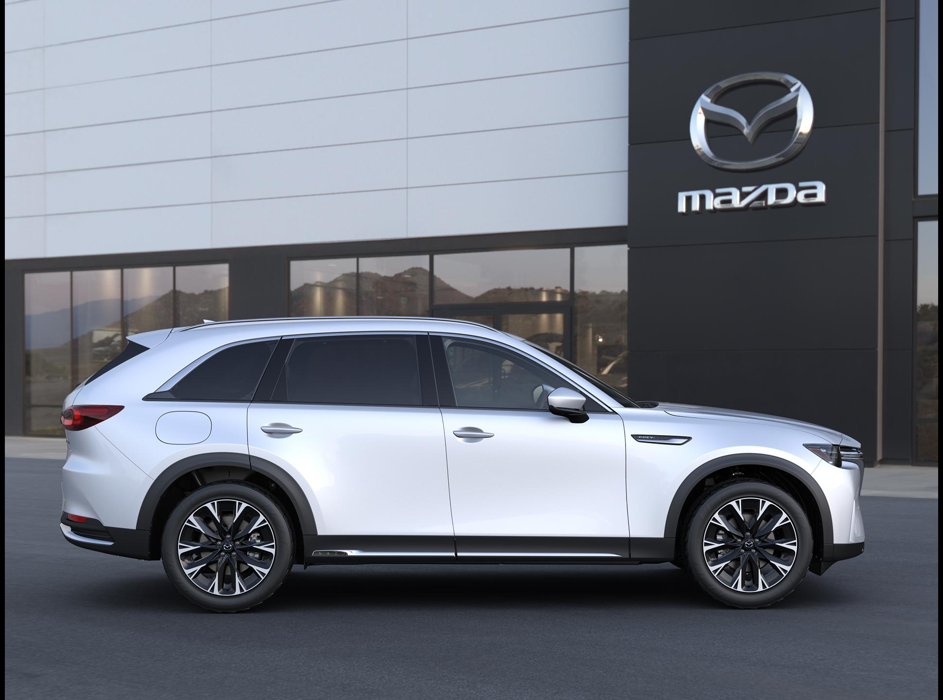 2025 Mazda CX-90 Plug-in Hybrid Premium Plus photo 5