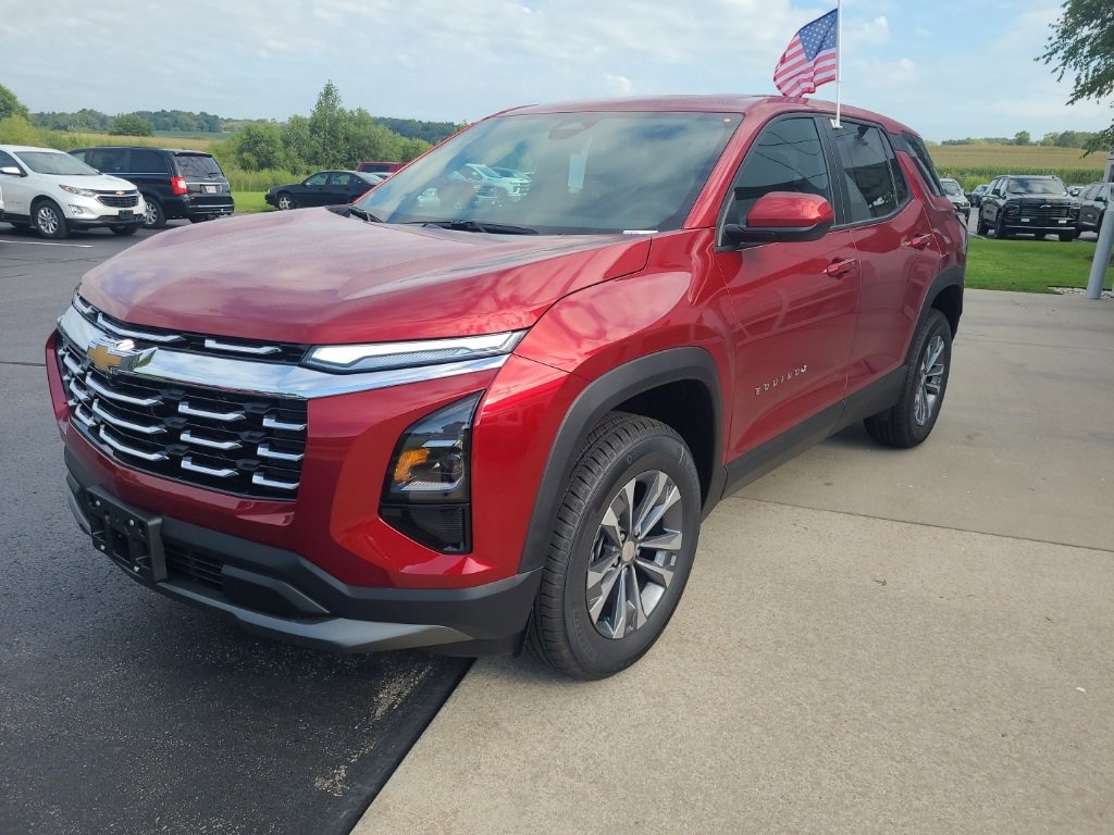 2026 Chevrolet Equinox LT photo 3