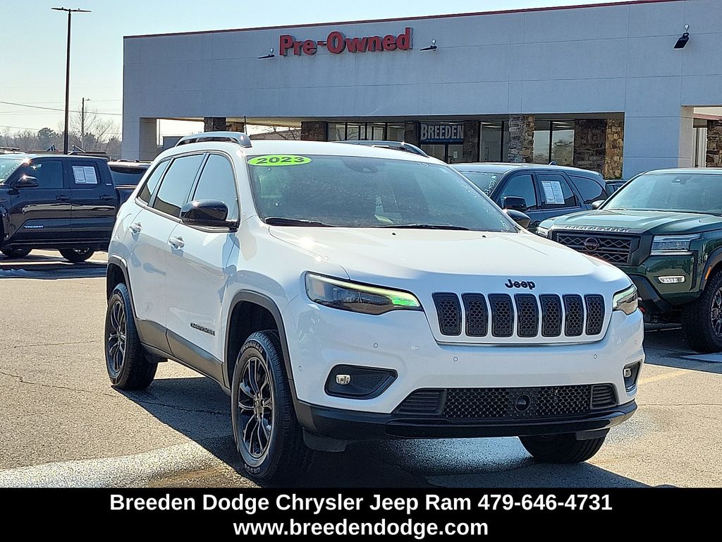 2023 Jeep Cherokee Altitude Lux