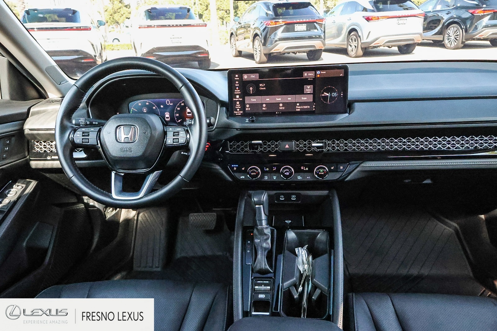 2024 Honda Accord Hybrid Touring photo 13