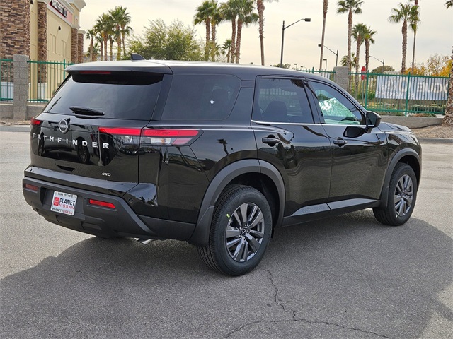 2025 Nissan Pathfinder S photo 3