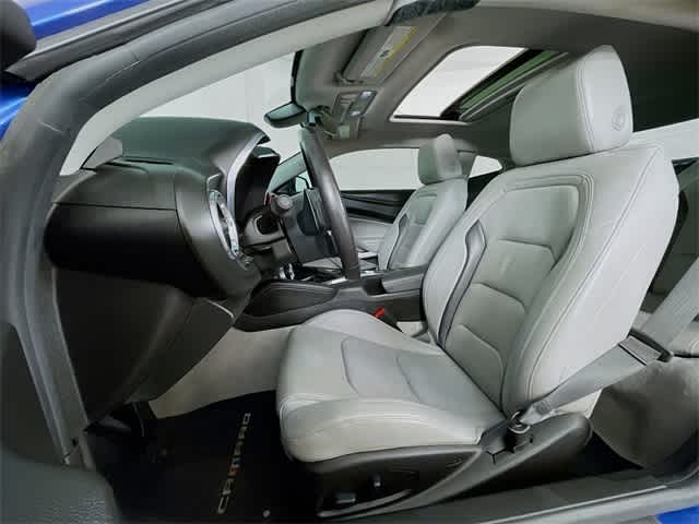 2019 Chevrolet Camaro 1LT photo 24