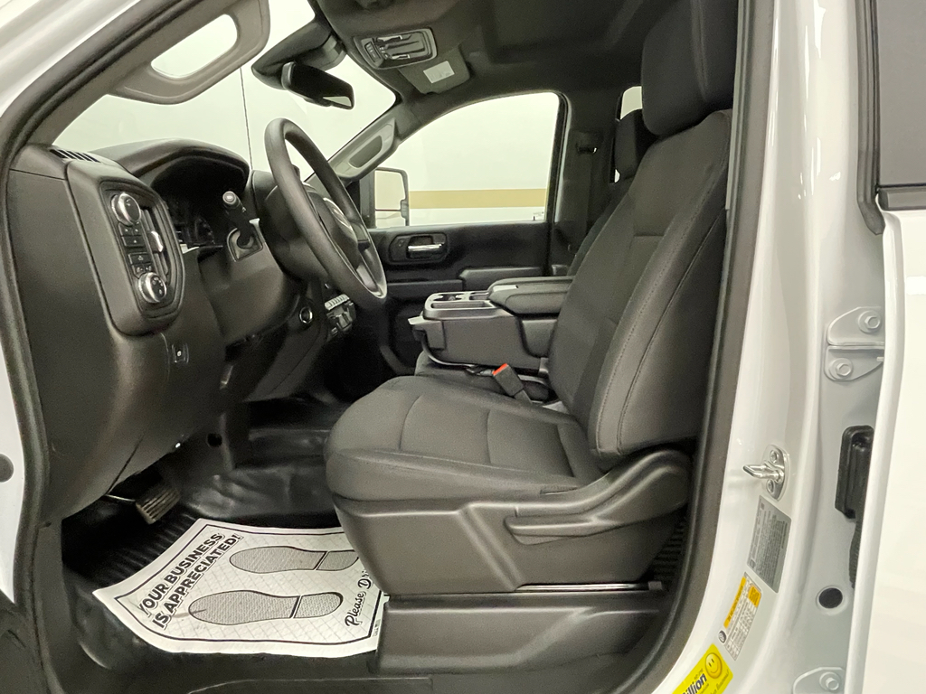 2025 Gmc Sierra 2500 HD Pro photo 3