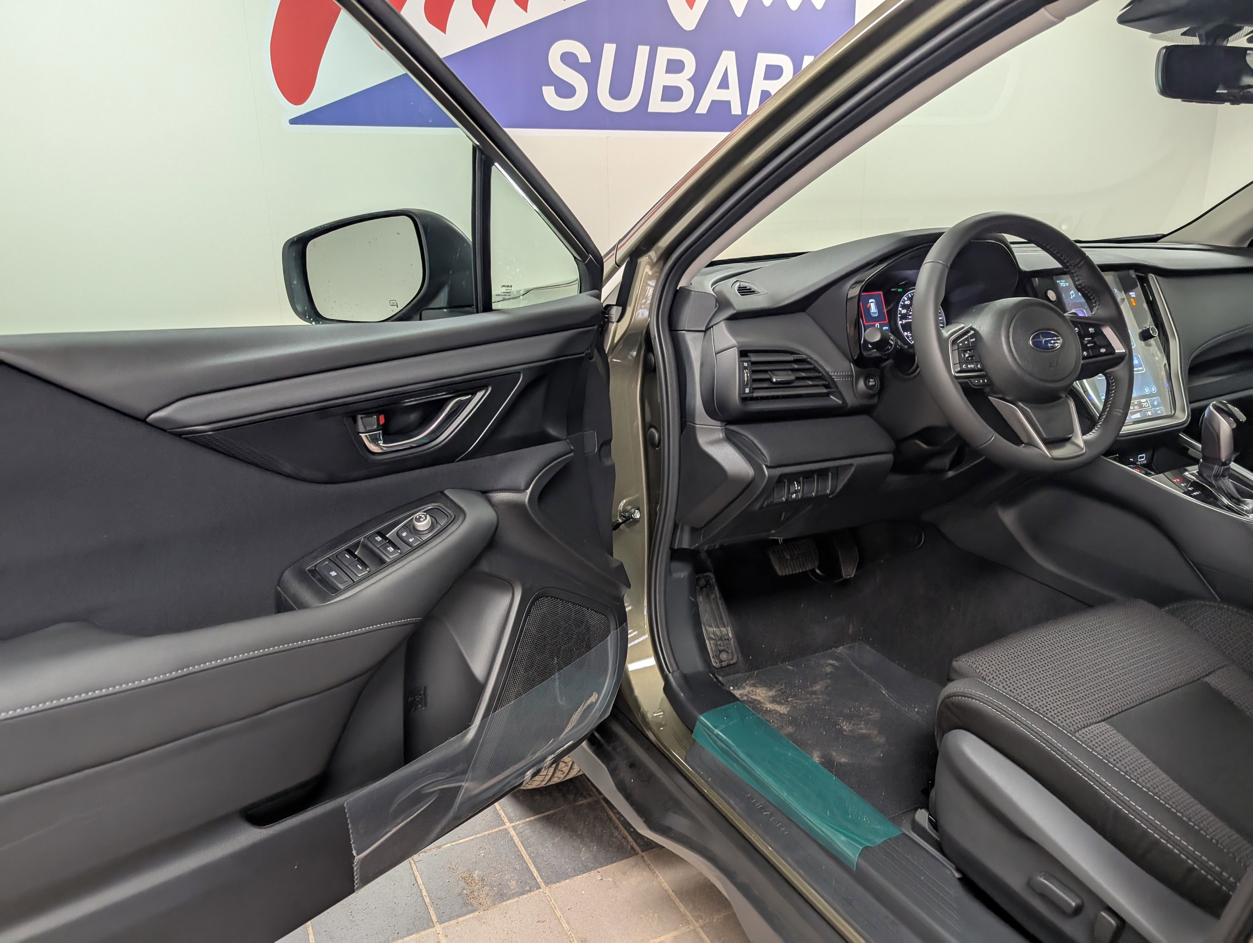 2025 Subaru Outback Premium photo 12