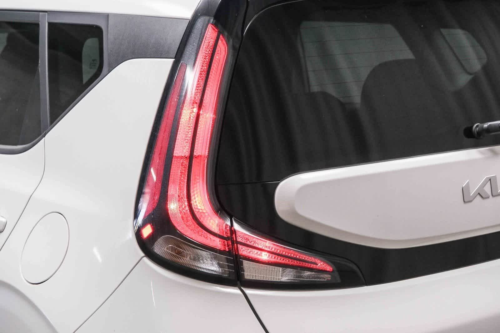2023 Kia Soul LX photo 7