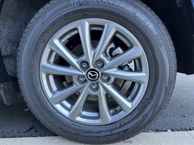 2025 Mazda CX-5 2.5 S Preferred photo 9