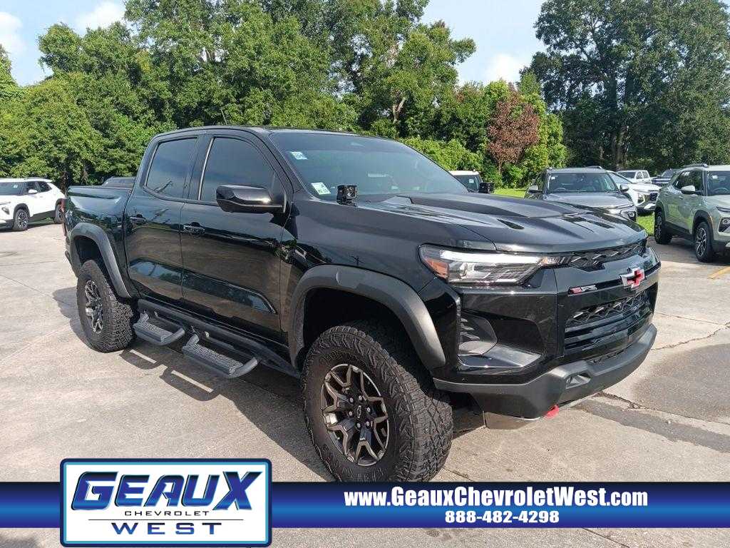 2024 Chevrolet Colorado ZR2's photo