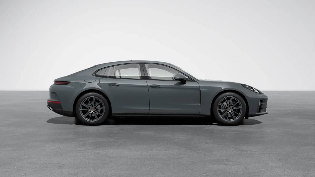 2026 Porsche Panamera 4 photo 6