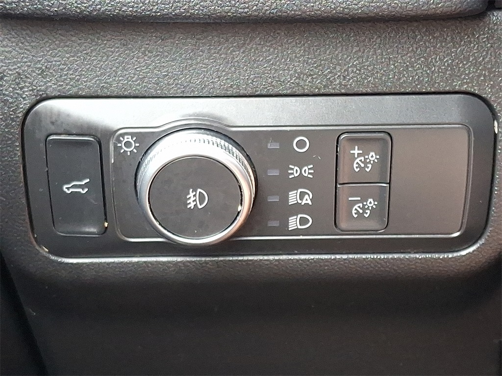2021 Ford Escape SEL photo 25
