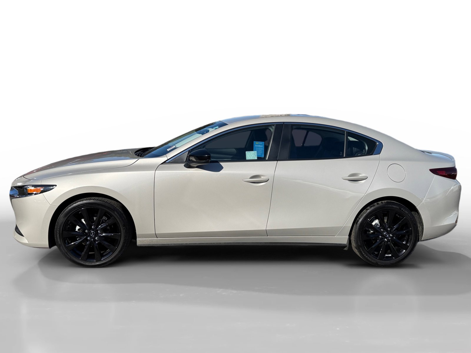 2025 Mazda Mazda3 2.5 Select Sport photo 2