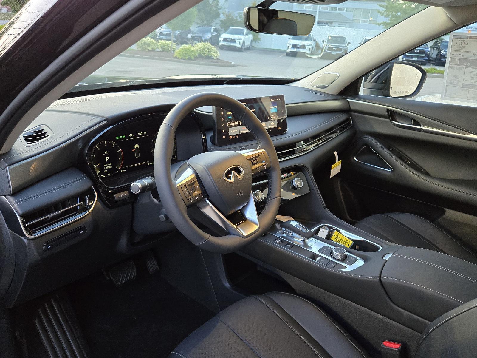 2026 Infiniti QX60 Luxe AWD photo 4