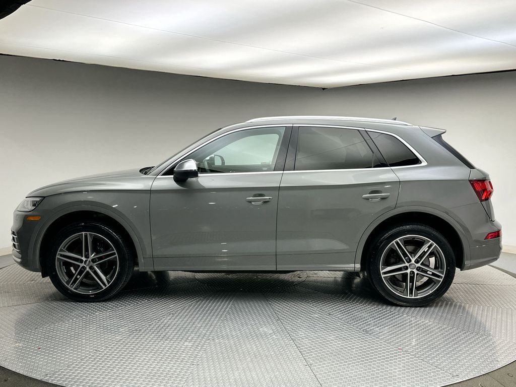 2020 Audi SQ5 Premium Plus photo 2