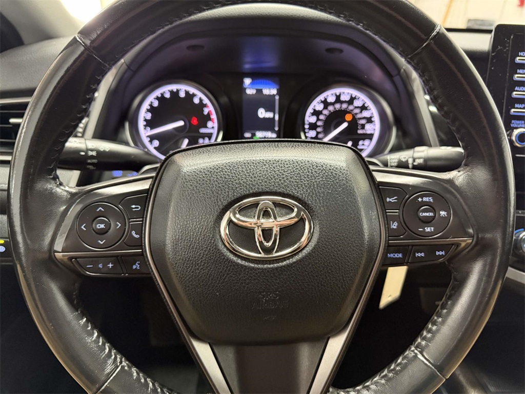 2023 Toyota Camry SE photo 15
