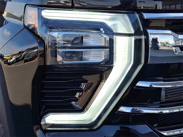 2024 Chevrolet Silverado 3500HD LTZ photo 8
