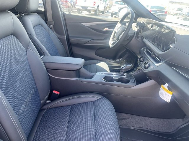 2025 Buick Envista Preferred photo 18