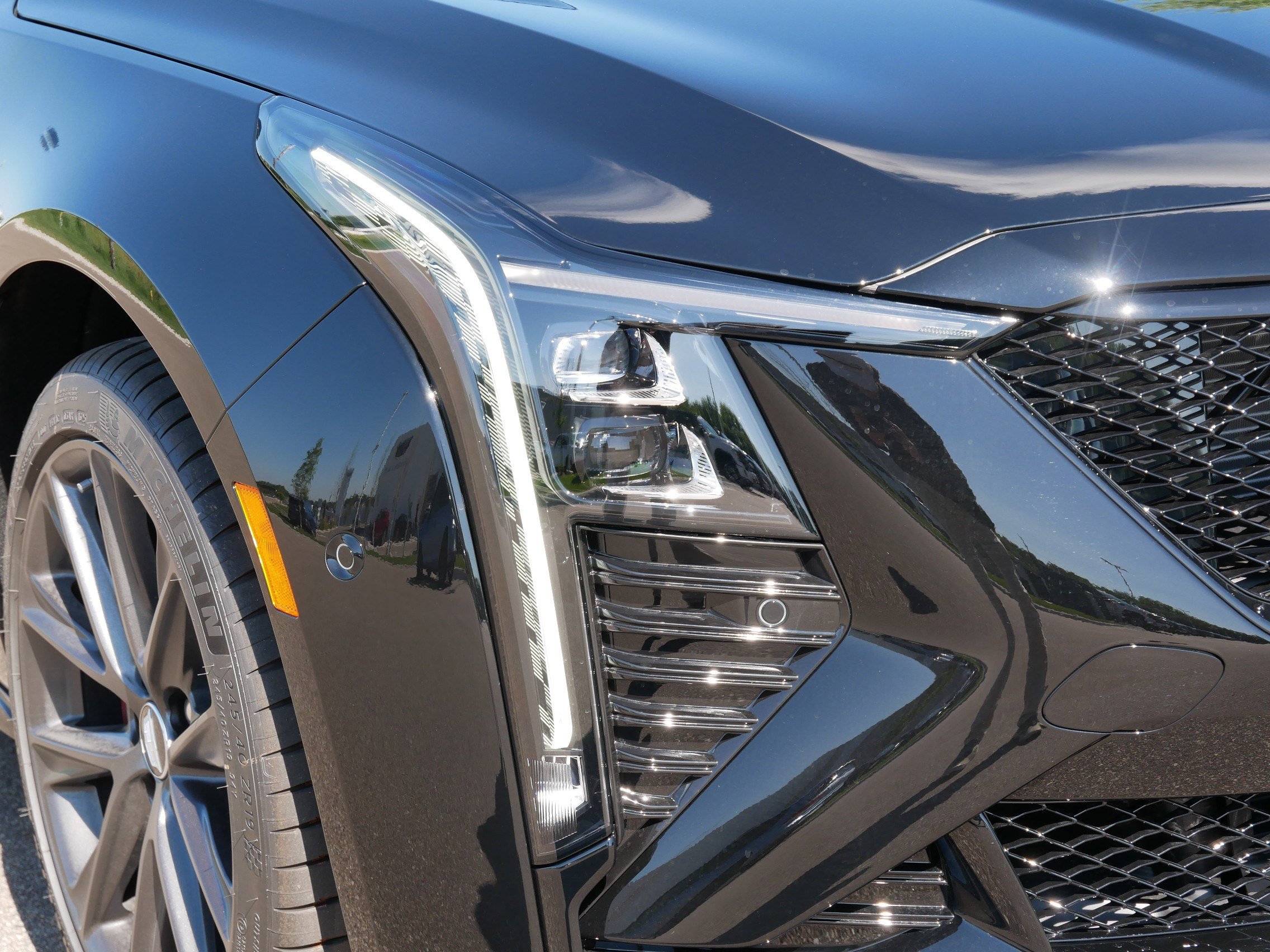 2026 Cadillac CT5 V photo 16