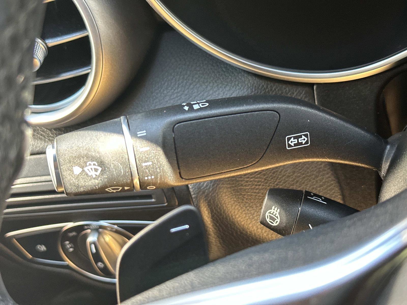 2020 Mercedes Benz GLC 300 4MATIC photo 22