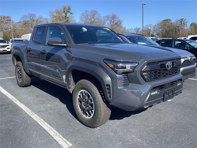 2024 Toyota Tacoma TRD Off Road's photo