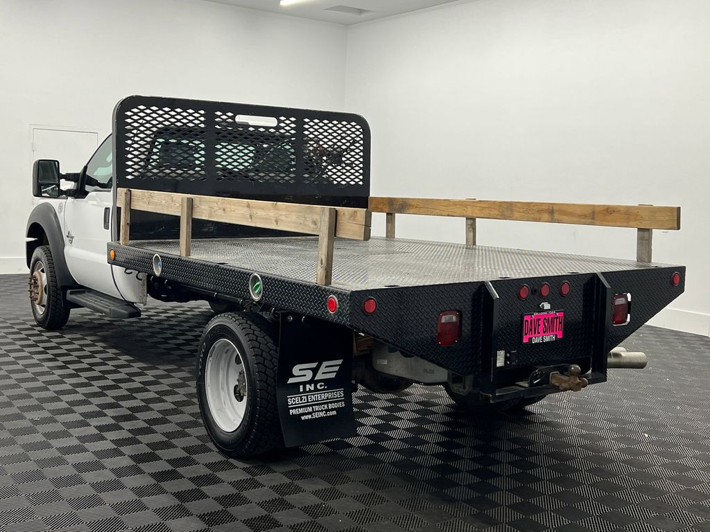2016 Ford F-550 XL photo 3
