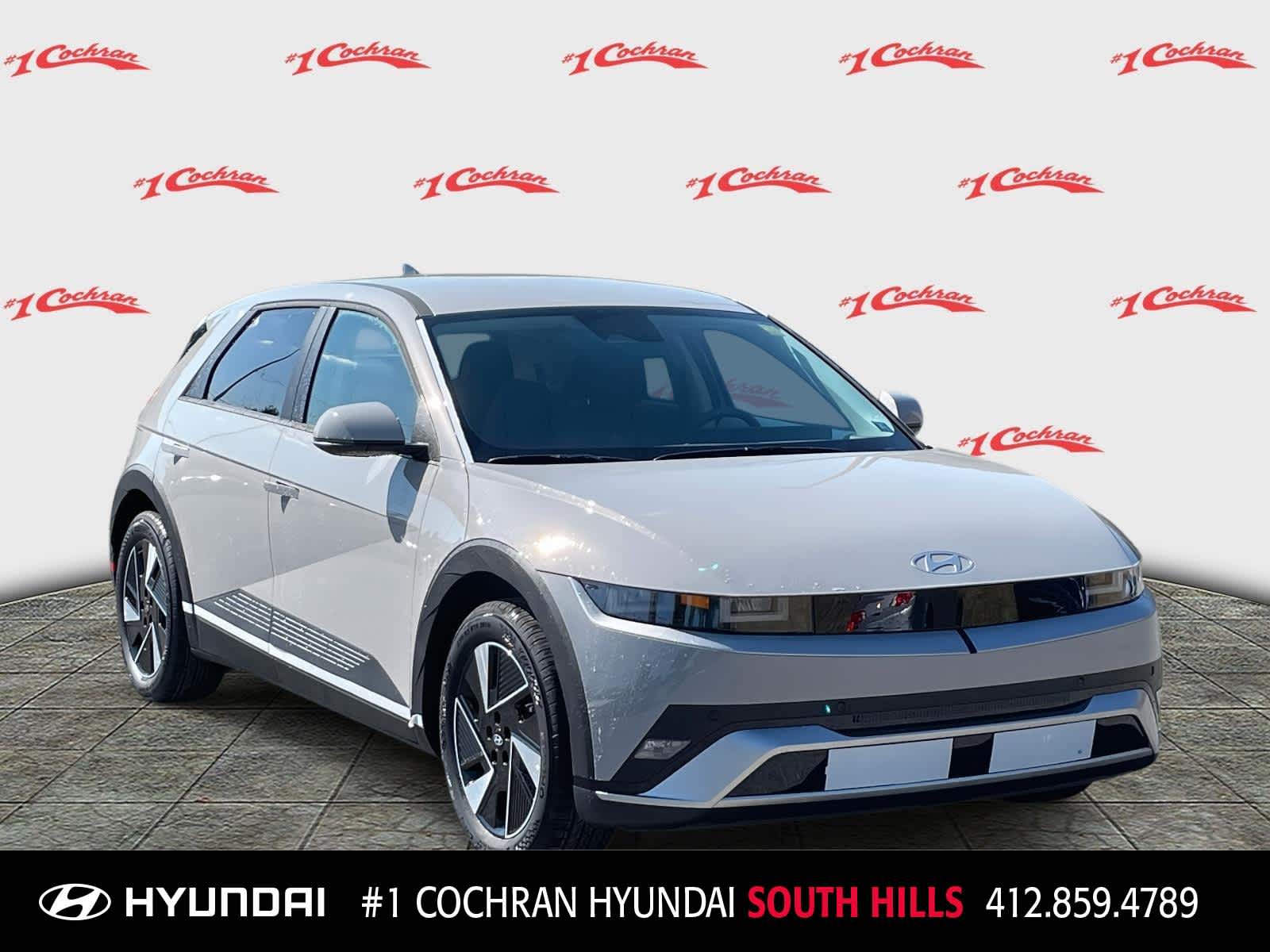 2025 Hyundai IONIQ 5 SE's photo