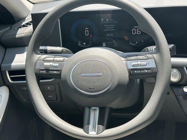 2025 Hyundai Sonata SE photo 18