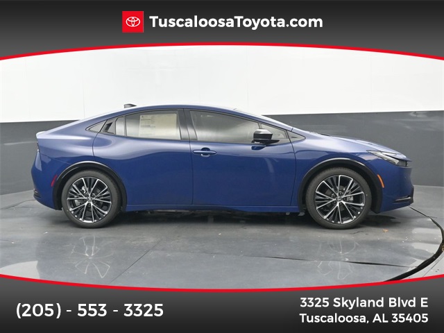 2026 Toyota Prius XLE's photo