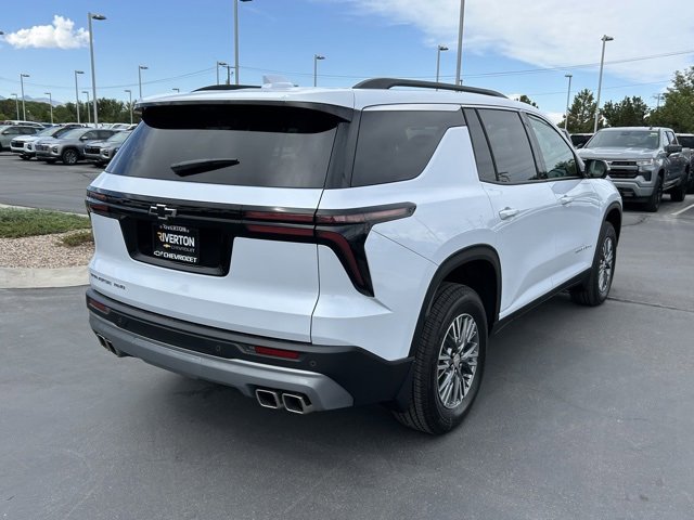 2026 Chevrolet Traverse photo 3