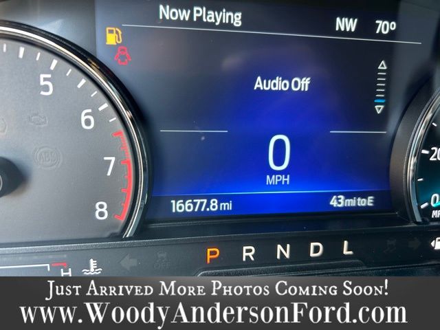 2022 Ford Explorer XLT photo 14