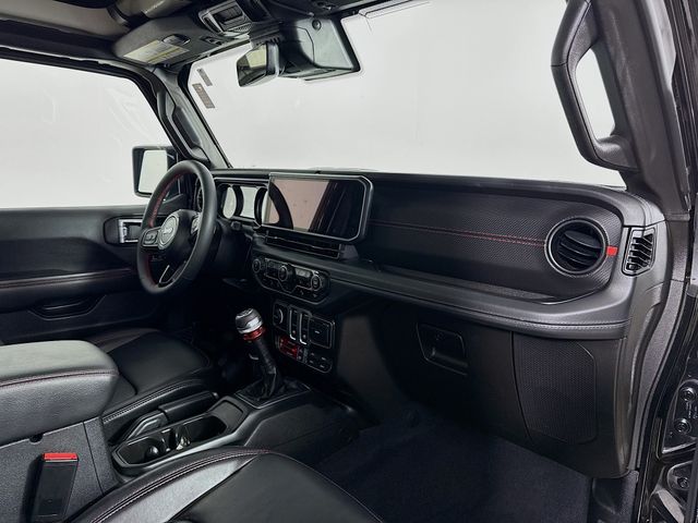 2024 Jeep Wrangler Rubicon X photo 21