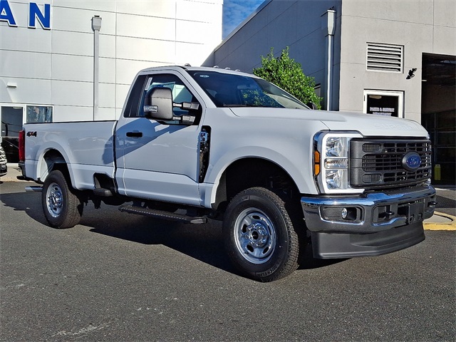 2026 Ford F-350 photo 2