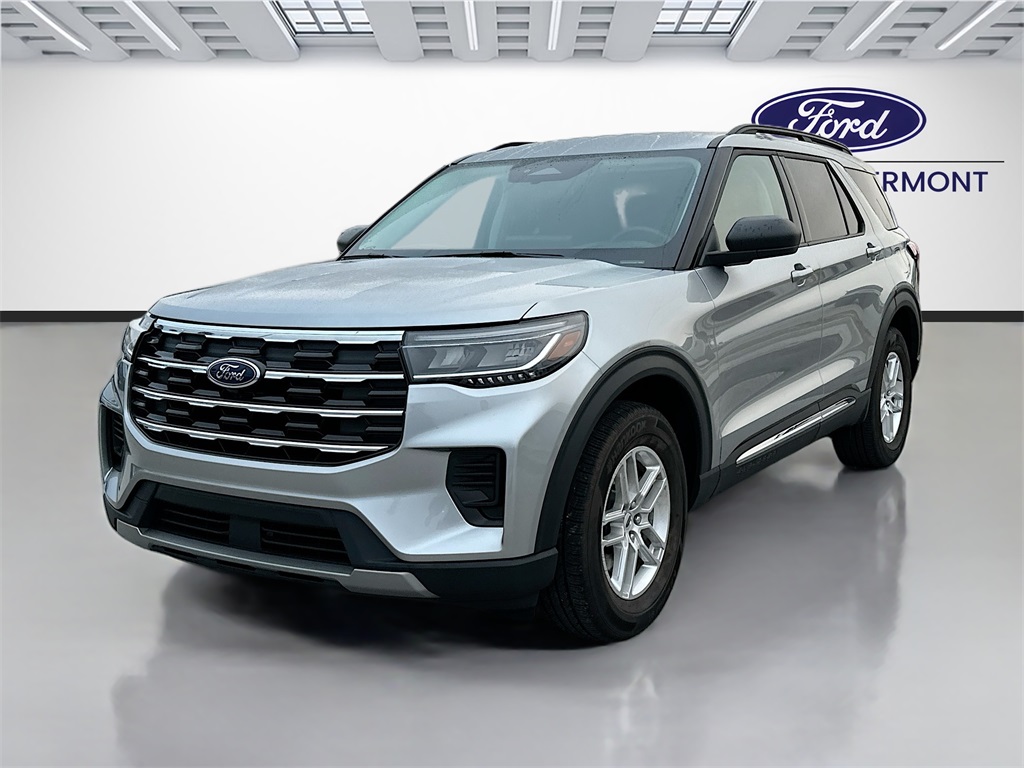 2025 Ford Explorer Active's photo