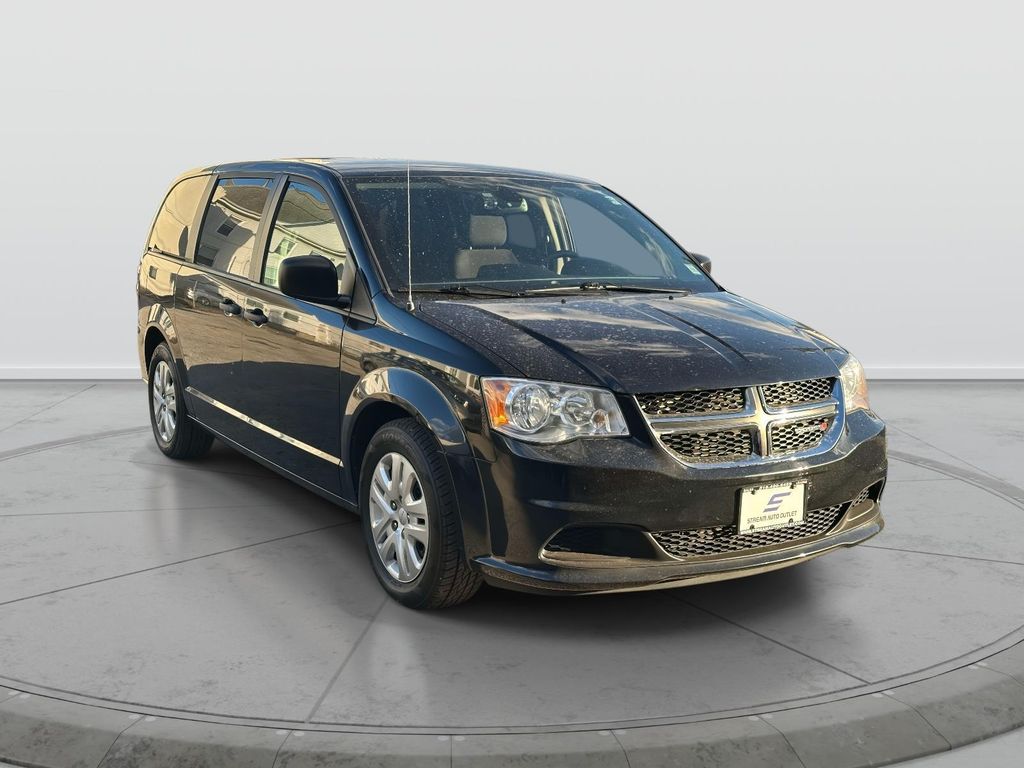 2019 Dodge Grand Caravan SE's photo