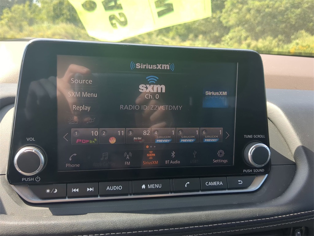 2021 Nissan Rogue SV photo 18