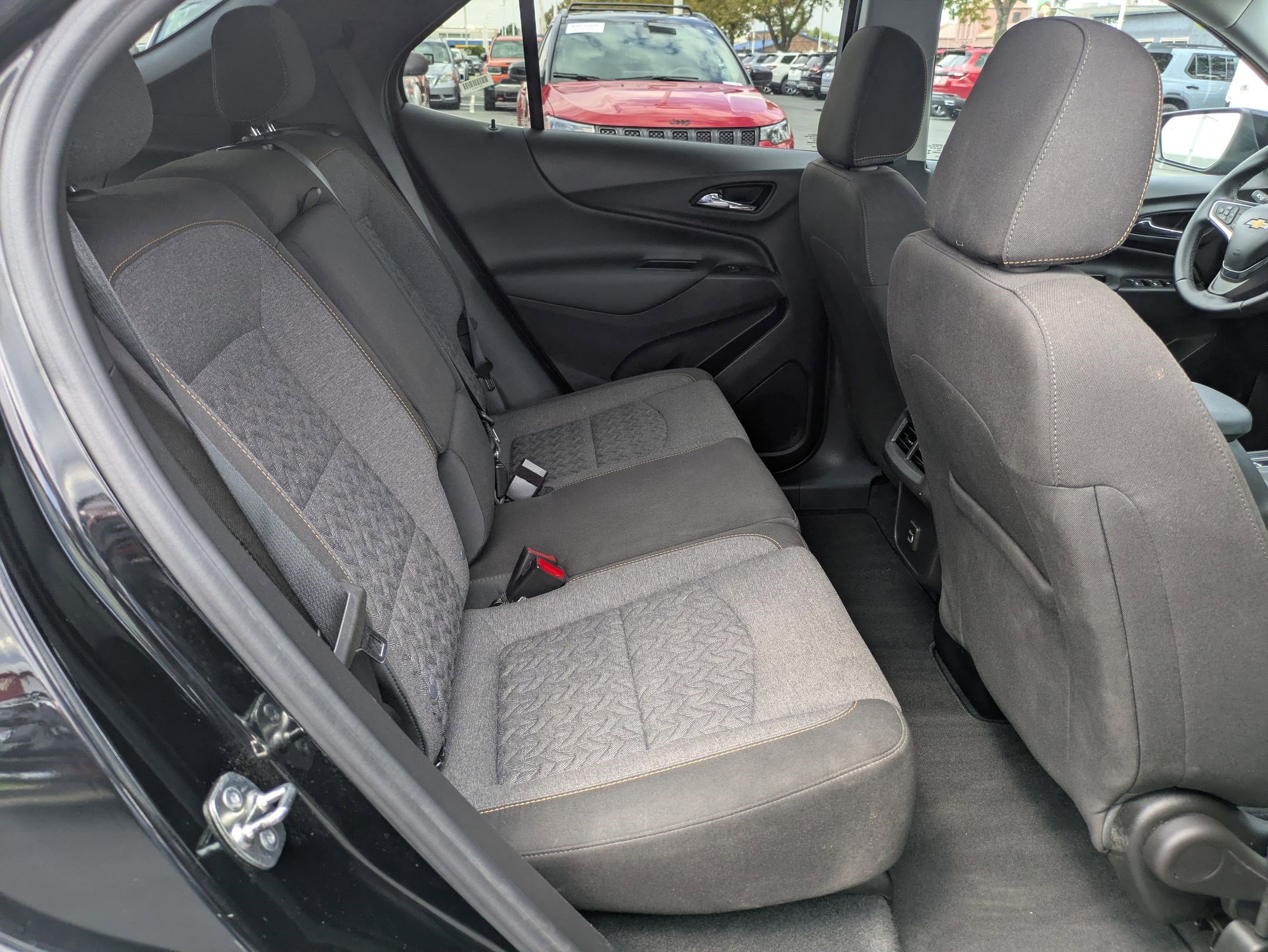 2024 Chevrolet Equinox LT photo 26