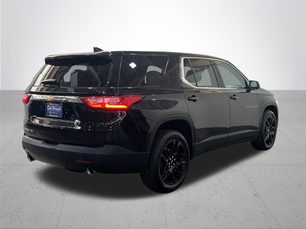 2021 Chevrolet Traverse LS photo 9