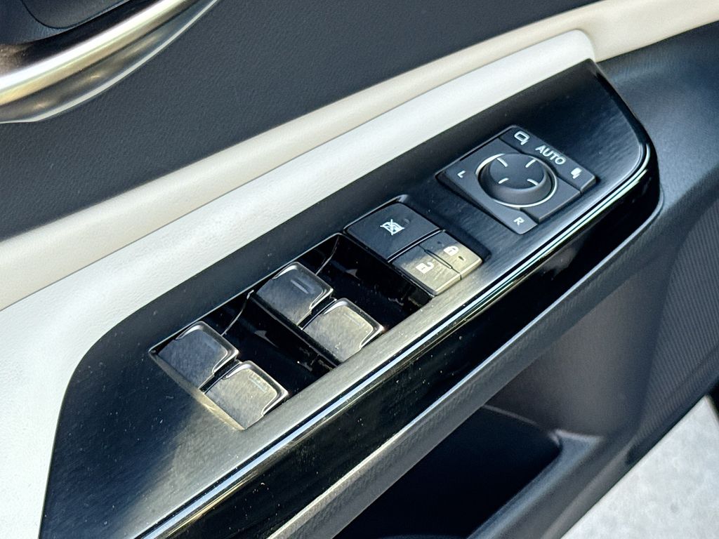 2024 Lexus ES 350 Luxury photo 19