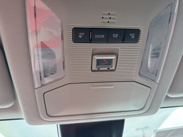 2025 Toyota RAV4 LE photo 24