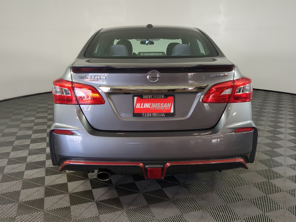 2017 Nissan Sentra Nismo photo 6