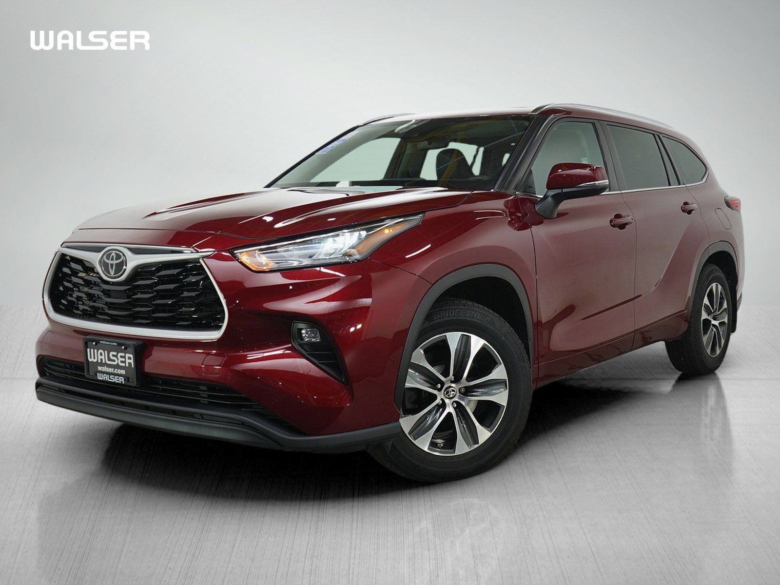 2021 Toyota Highlander XLE's photo