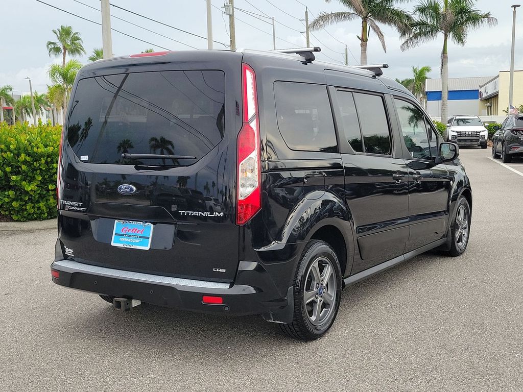 2022 Ford Transit Connect Titanium photo 11