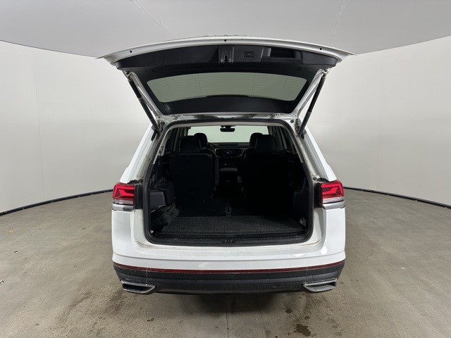 2022 Volkswagen Atlas SEL photo 5