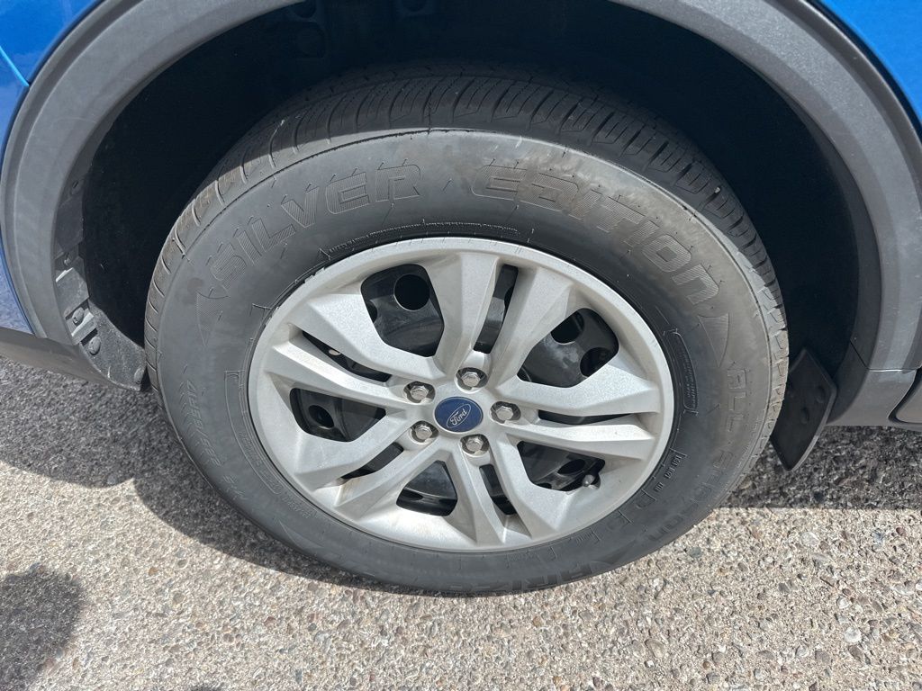 2020 Ford Escape S photo 14